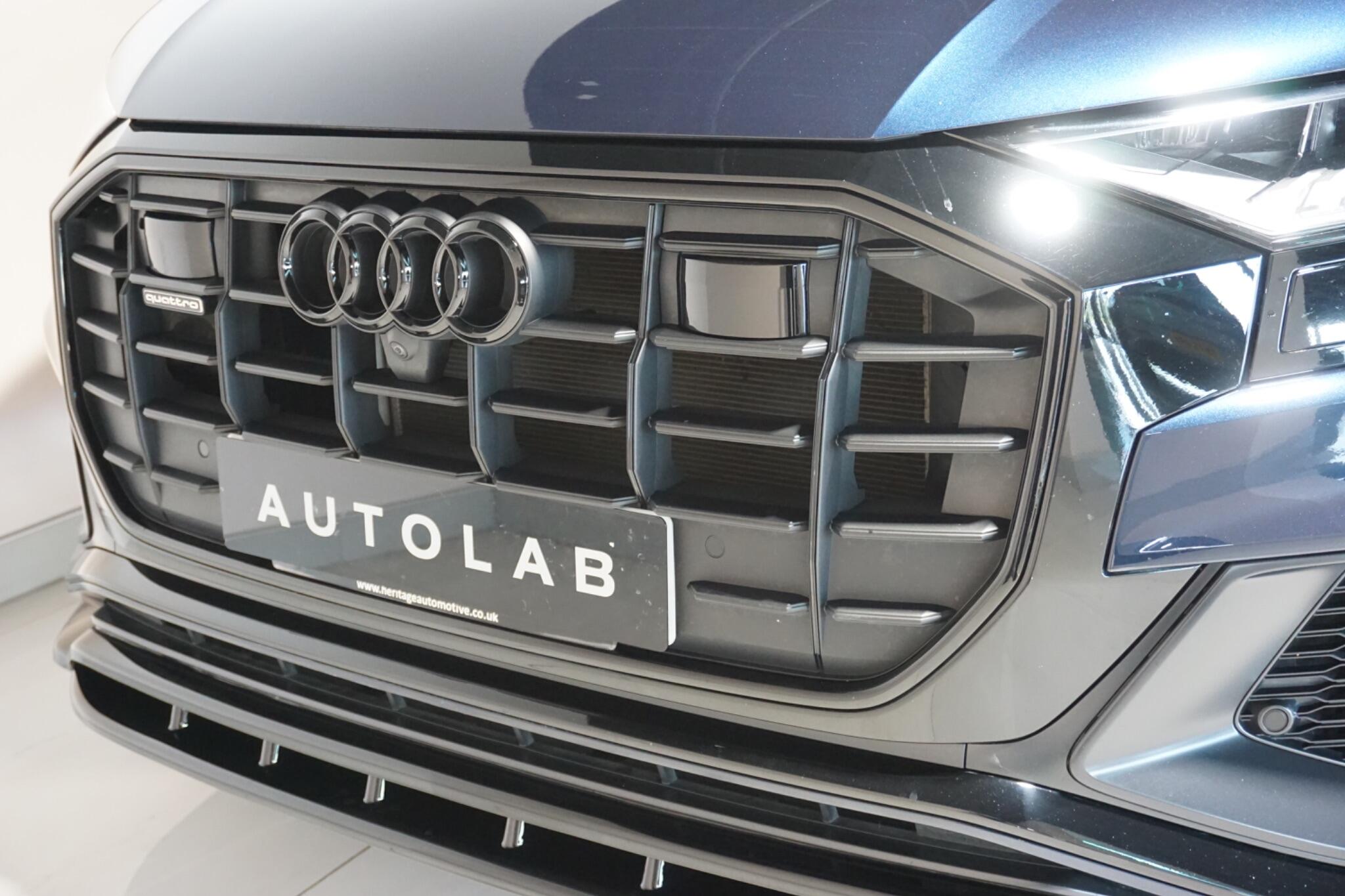 Audi Q8 3.0 TFSI V6 55 Black Edition SUV 5dr Petrol Tiptronic quattro Euro 6 (s/s) (340 ps)